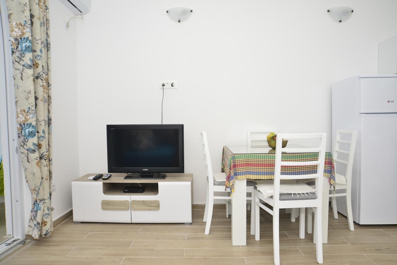 Apartmani M&E Bjelila Exterior photo